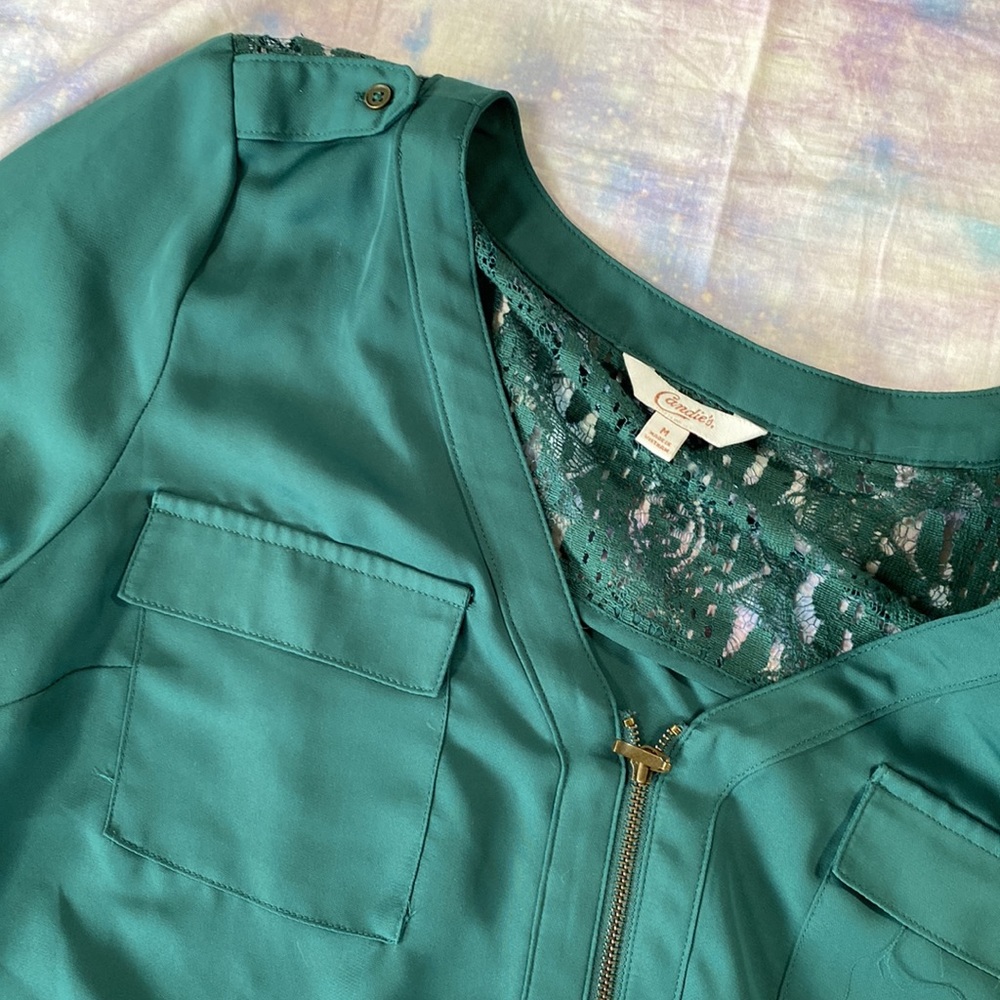 🌸[ Candies ] Lace Panel Zipper Blouse - Picture 14 of 14